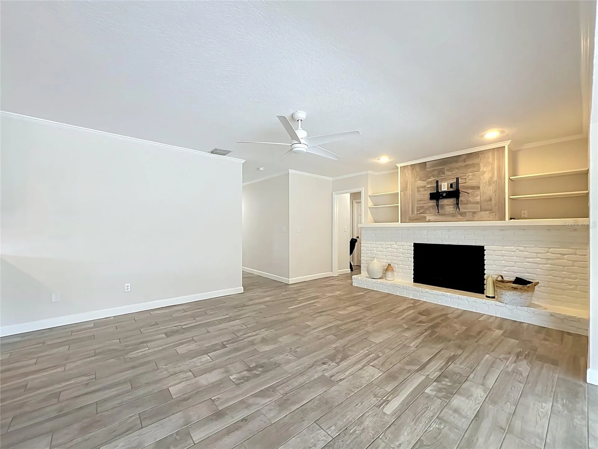 411 Monticello Drive Altamonte Springs FL 32701