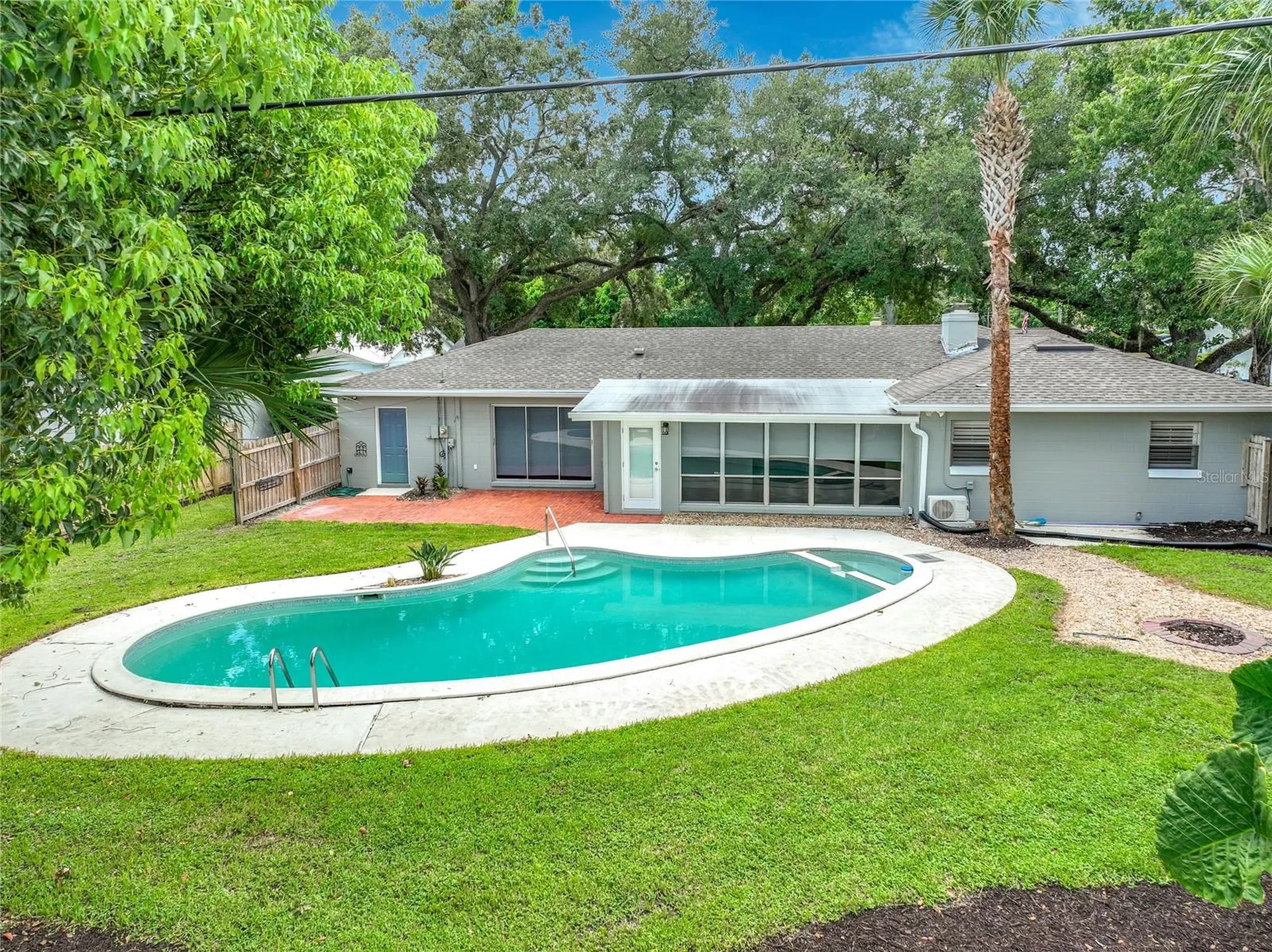 411 Monticello Drive Altamonte Springs FL 32701
