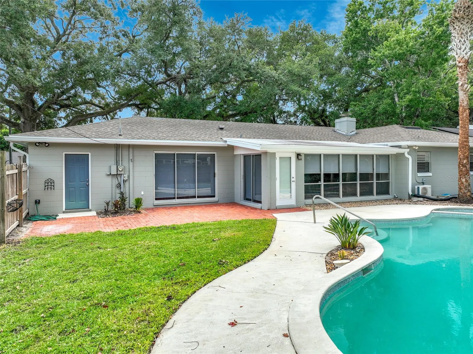 411 Monticello Drive Altamonte Springs FL 32701