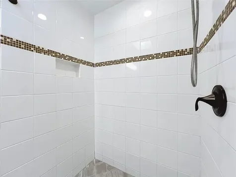 411 Monticello Drive Altamonte Springs FL 32701