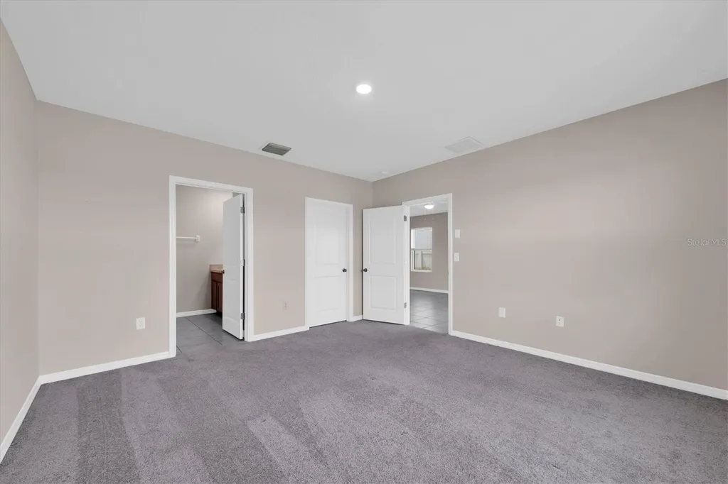 17066 Oval Rum Drive Wimauma FL 33598