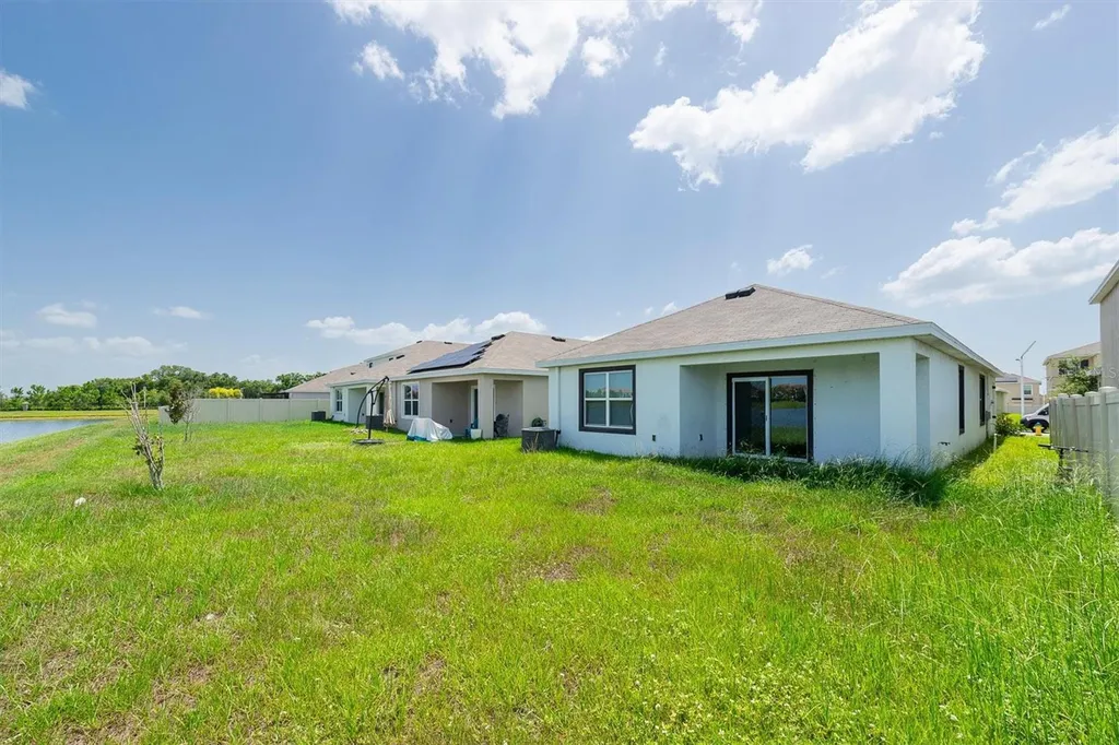 17066 Oval Rum Drive Wimauma FL 33598