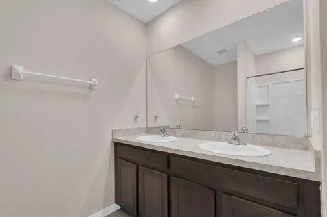 17066 Oval Rum Drive Wimauma FL 33598
