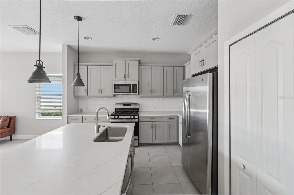 13524 Circa Crossing Drive Lithia FL 33547