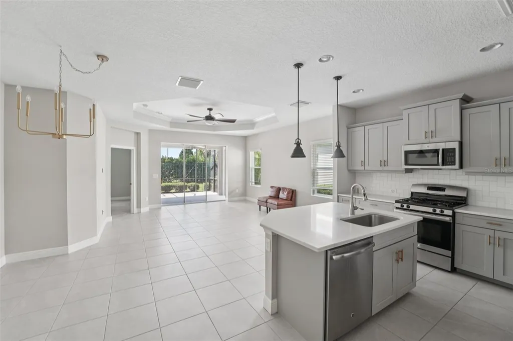 13524 Circa Crossing Drive Lithia FL 33547