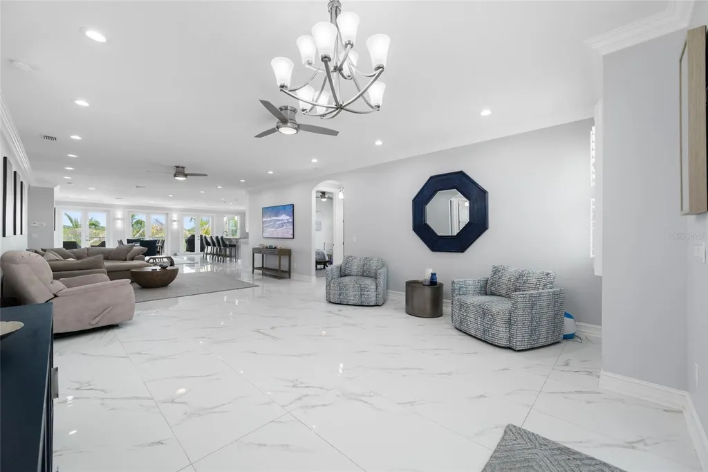 3138 Phoenix Avenue Oldsmar FL 34677