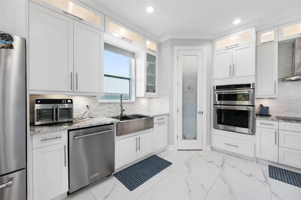 3138 Phoenix Avenue Oldsmar FL 34677