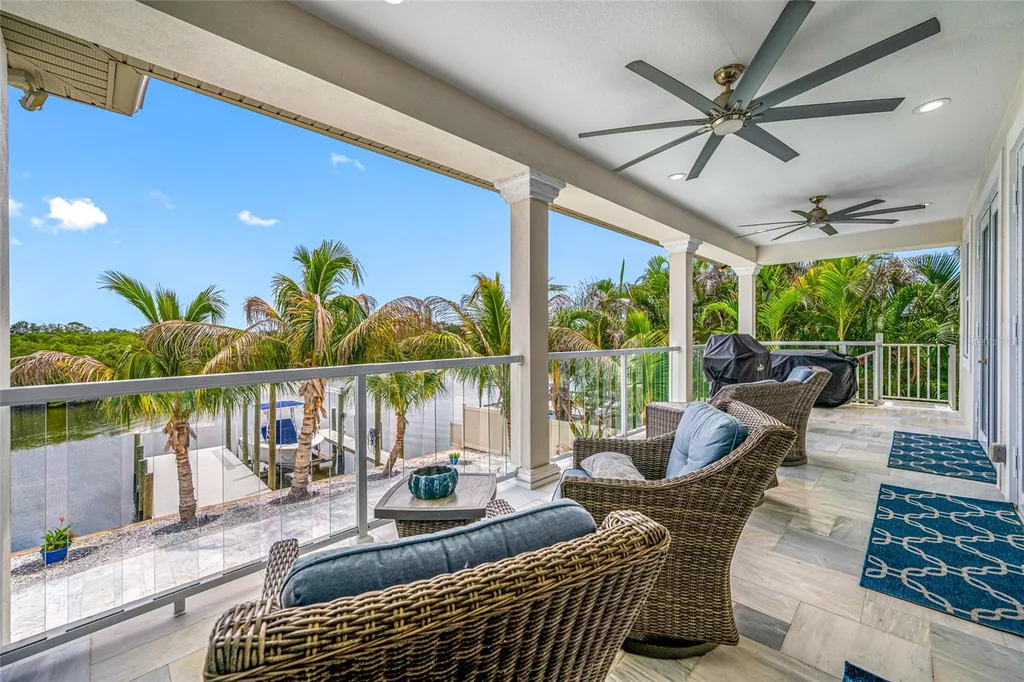 3138 Phoenix Avenue Oldsmar FL 34677