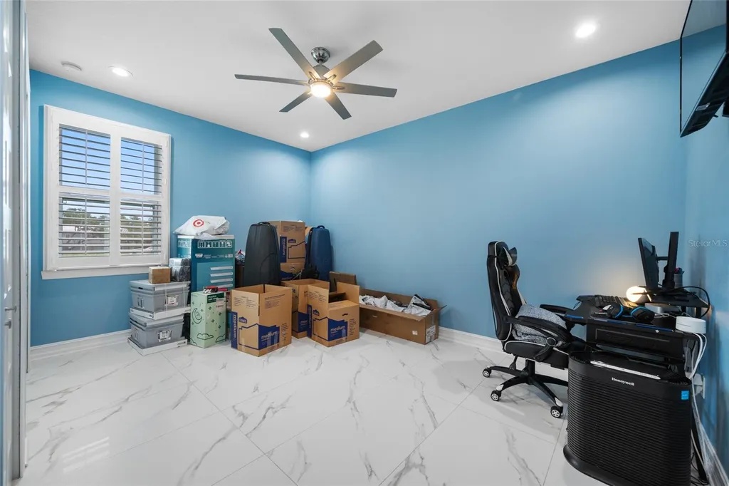 3138 Phoenix Avenue Oldsmar FL 34677