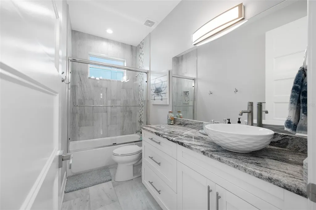3138 Phoenix Avenue Oldsmar FL 34677