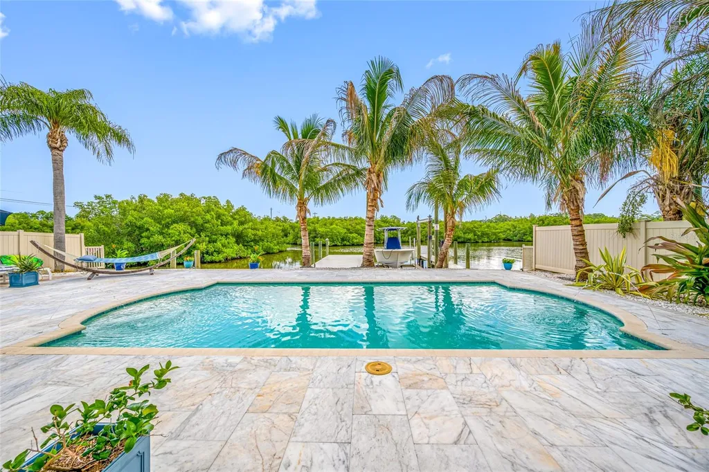 3138 Phoenix Avenue Oldsmar FL 34677