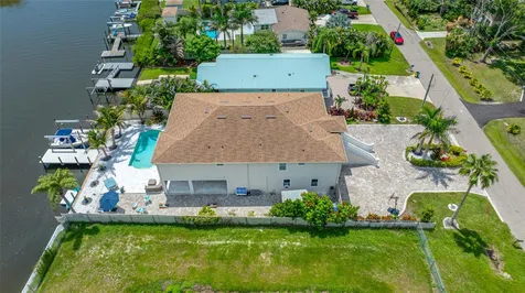 3138 Phoenix Avenue Oldsmar FL 34677