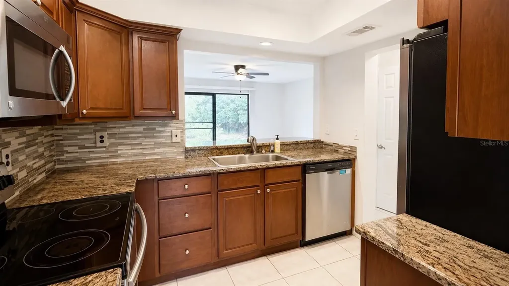 947 Sunridge Way Sarasota FL 34234