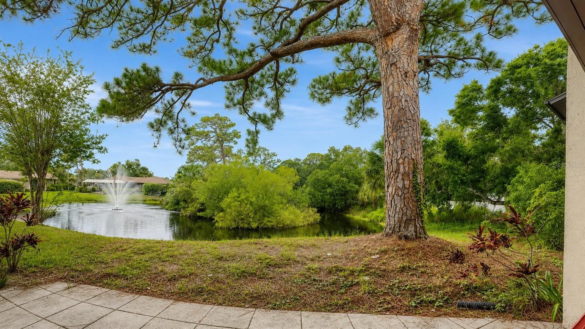 947 Sunridge Way Sarasota FL 34234
