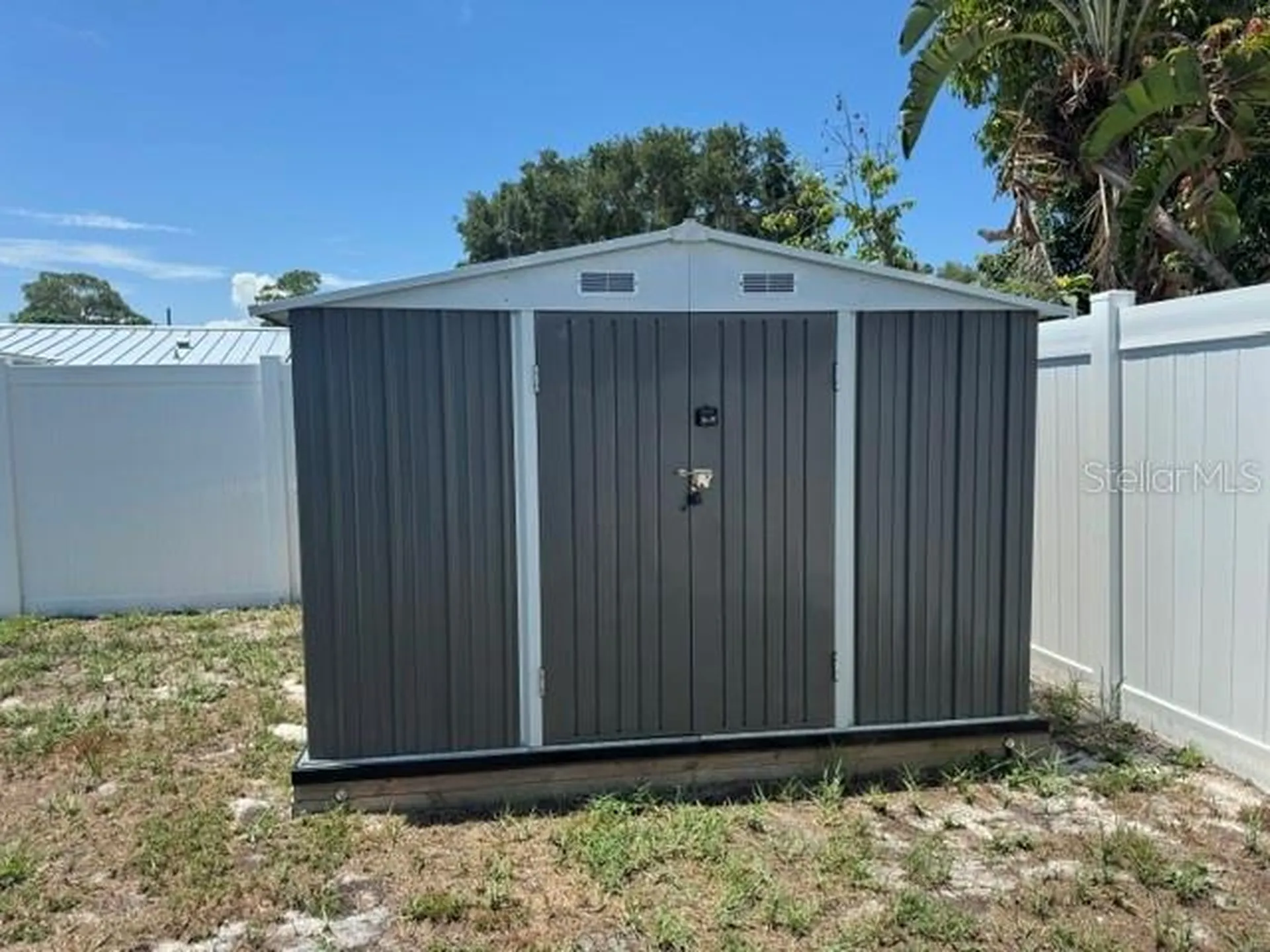 1890 63rd Avenue S St Petersburg FL 33712