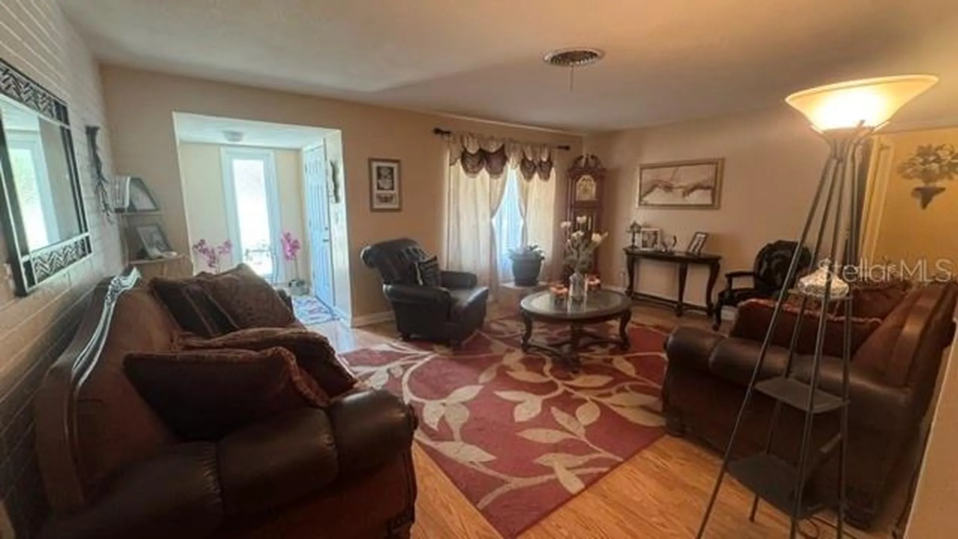 1890 63rd Avenue S St Petersburg FL 33712