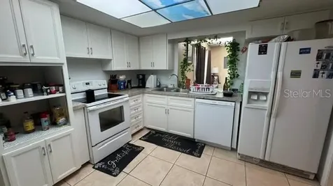 1890 63rd Avenue S St Petersburg FL 33712
