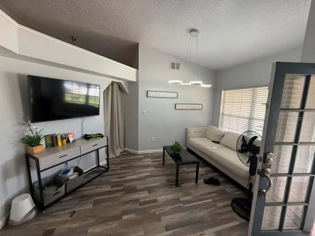 601 S Dean Road Orlando FL 32825