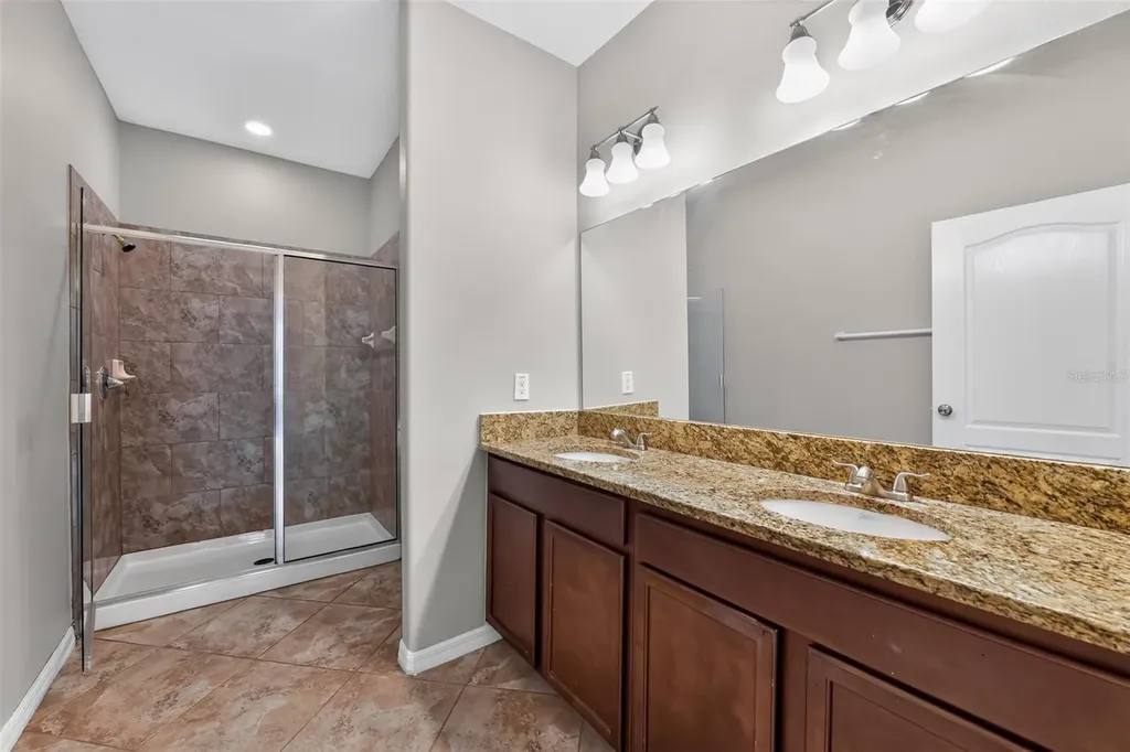 1717 Trailwater Street Ruskin FL 33570