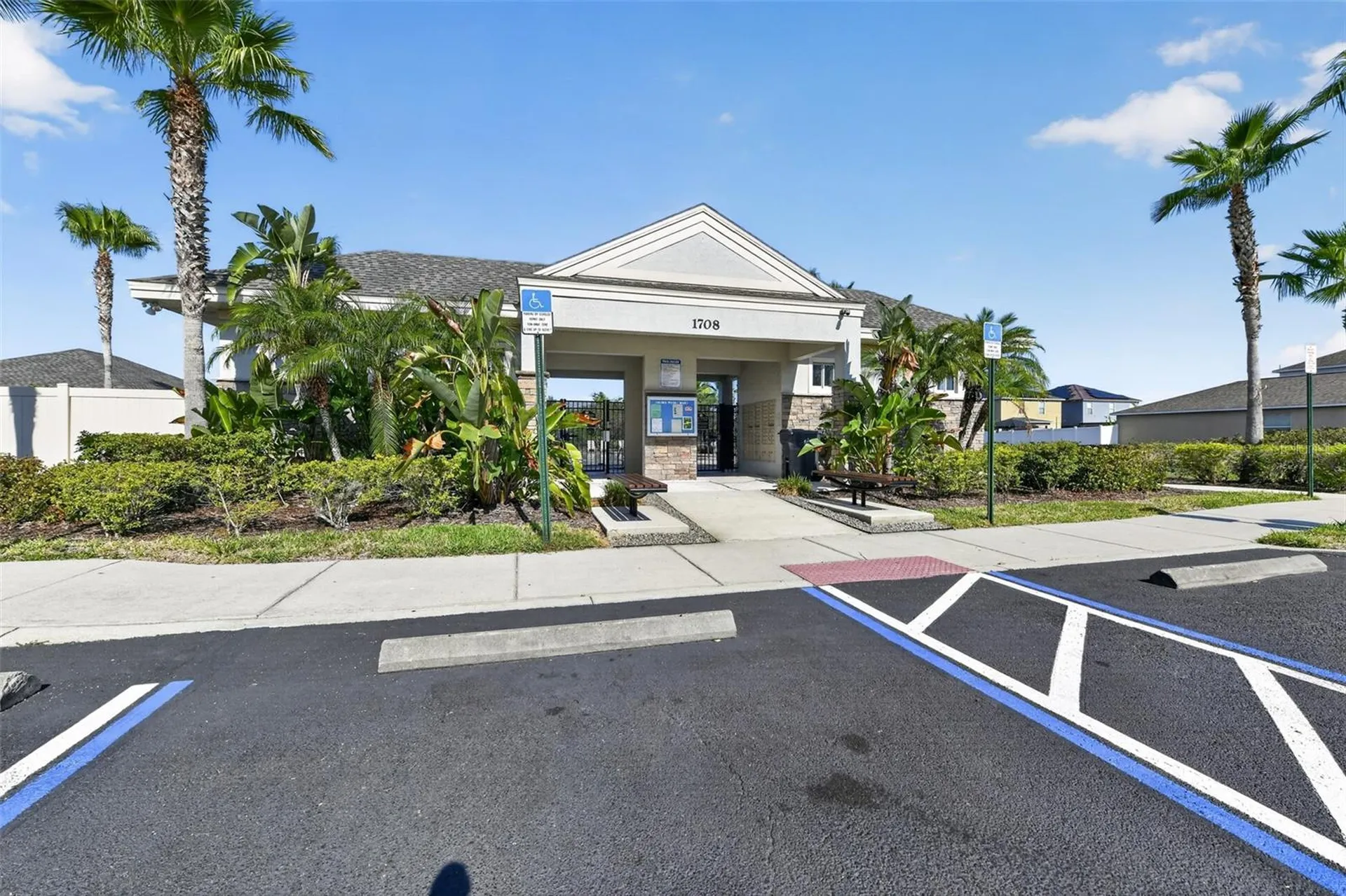 1717 Trailwater Street Ruskin FL 33570