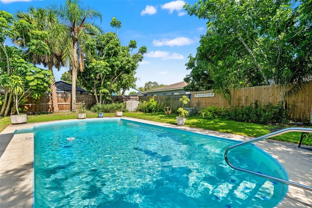 6850 119th Place Largo FL 33773