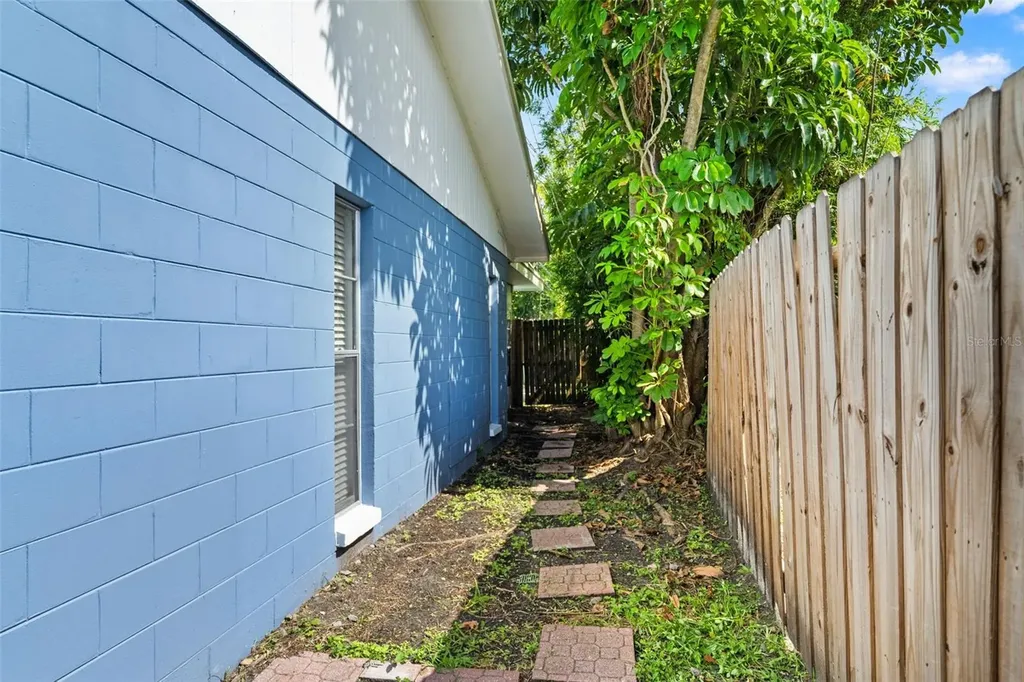 6850 119th Place Largo FL 33773