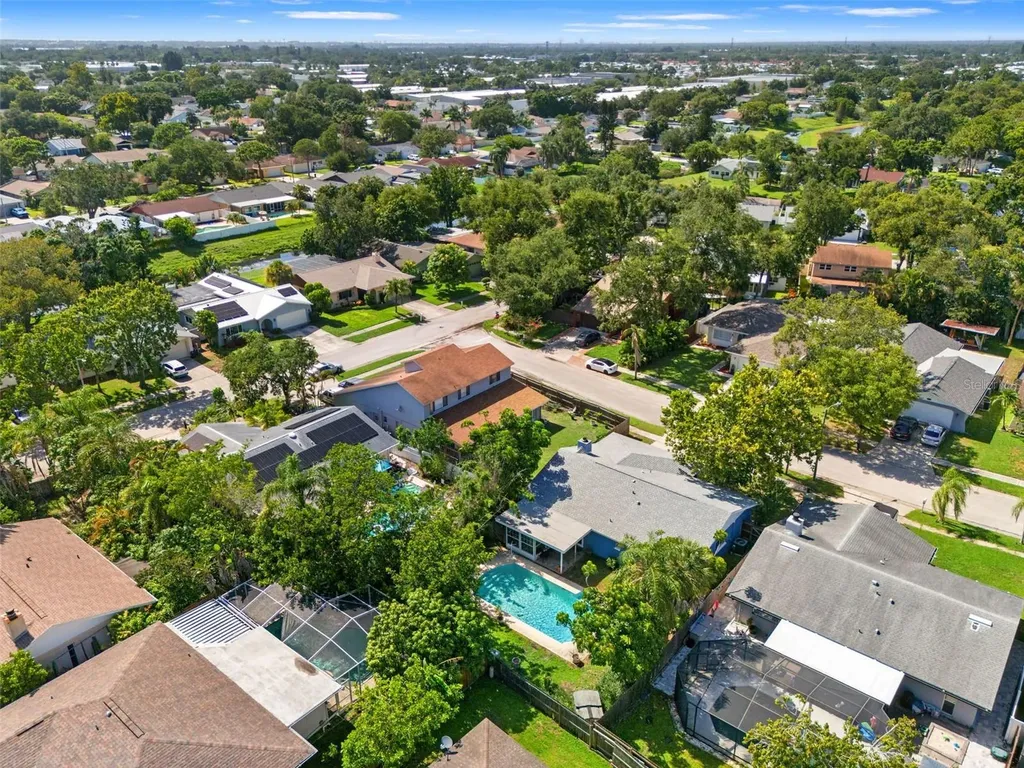 6850 119th Place Largo FL 33773