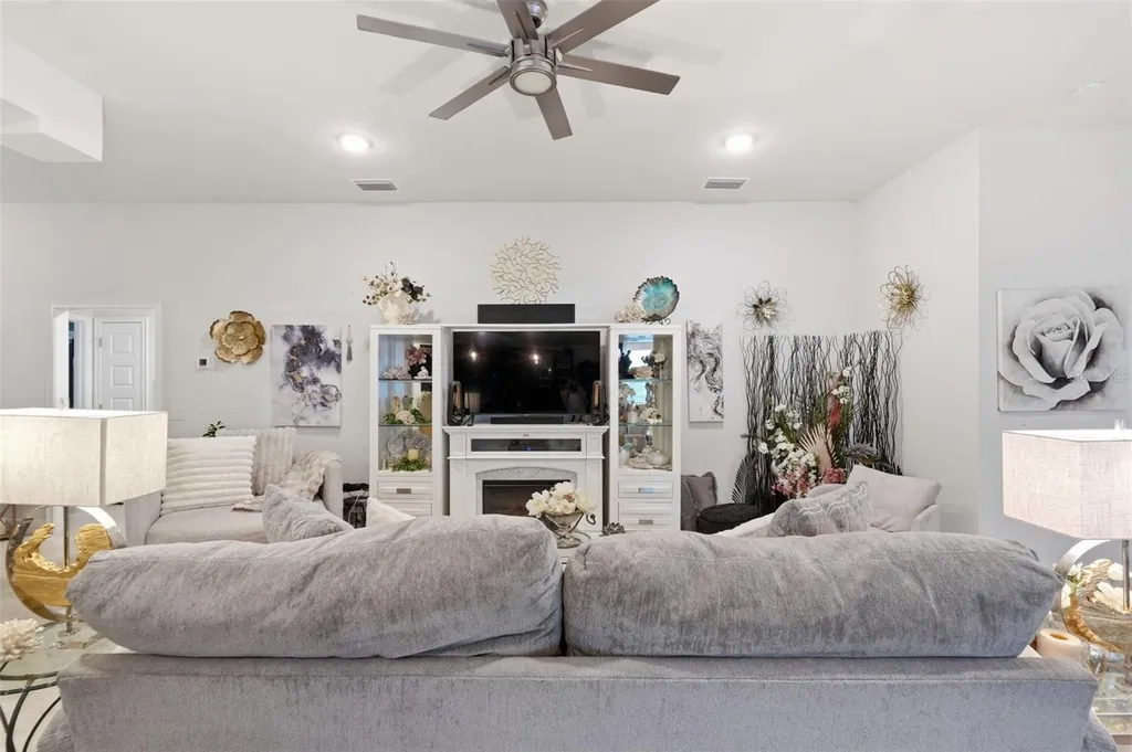 11706 Sunder Berry Street Hudson FL 34667