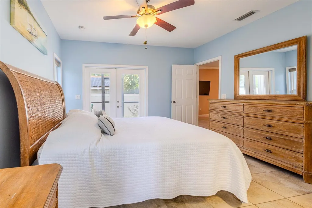 2920 Edgewood Lane Sarasota FL 34231