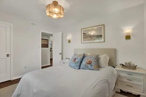 7295 Hubert Street Seminole FL 33776
