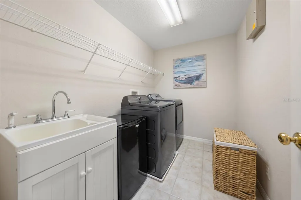 250 2nd Avenue SW Largo FL 33770