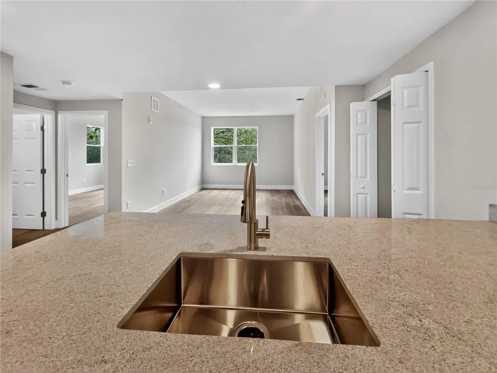 4424 S Texas Avenue Orlando FL 32839