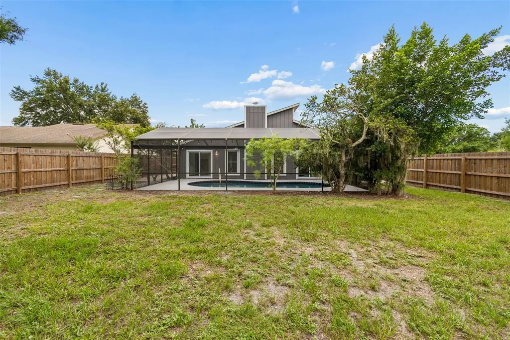 903 Plum Tree Lane Sarasota FL 34243