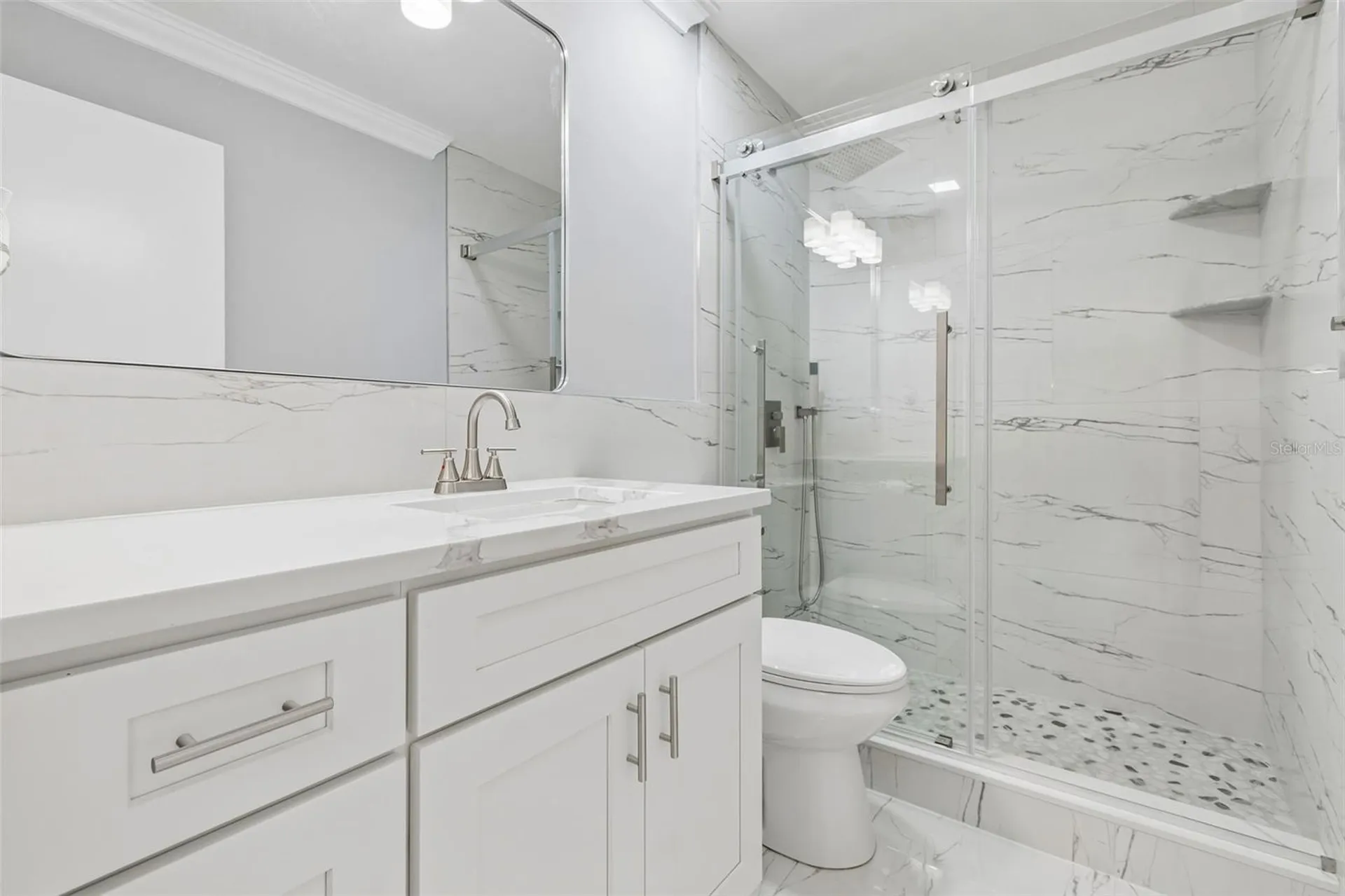 903 Plum Tree Lane Sarasota FL 34243
