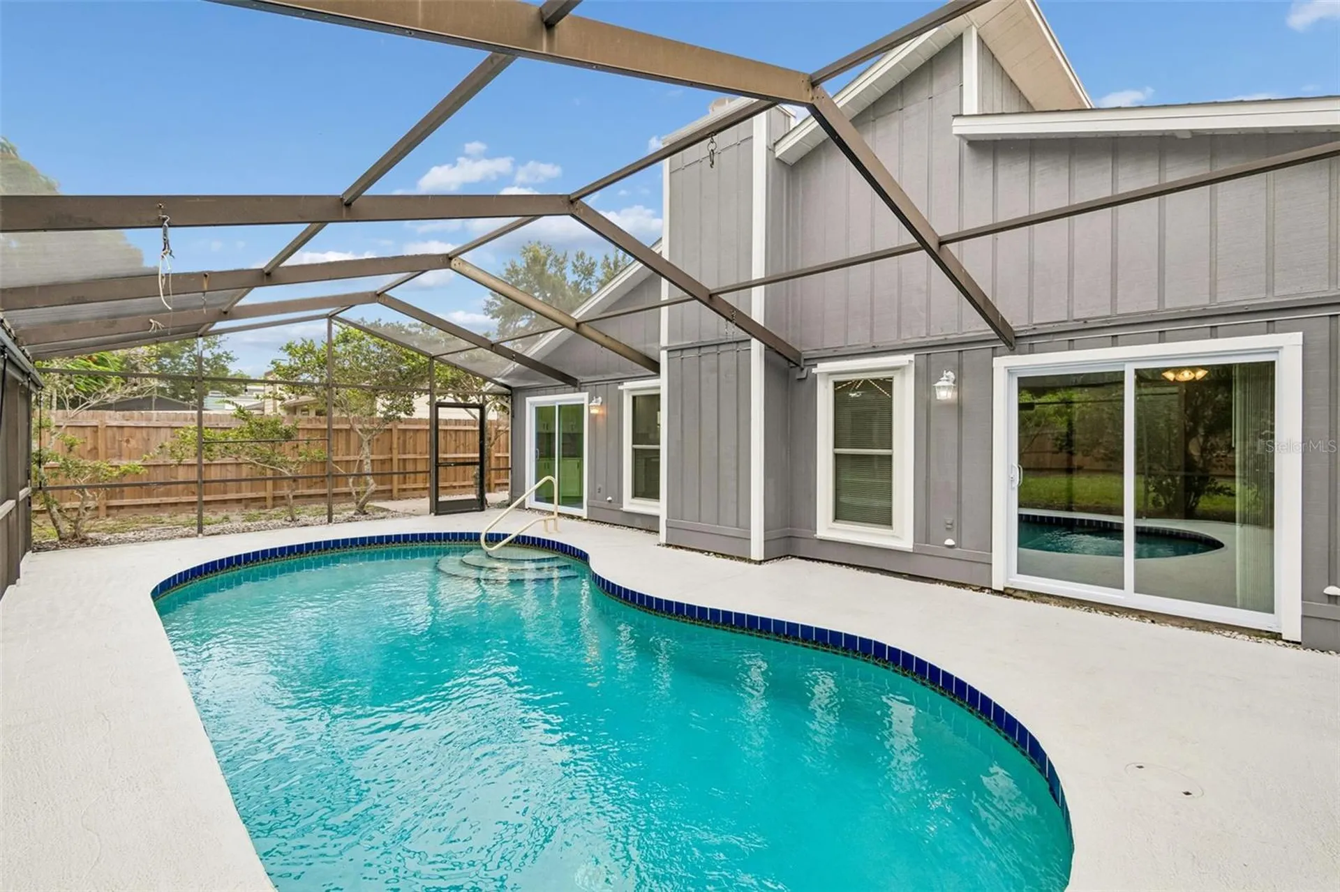 903 Plum Tree Lane Sarasota FL 34243