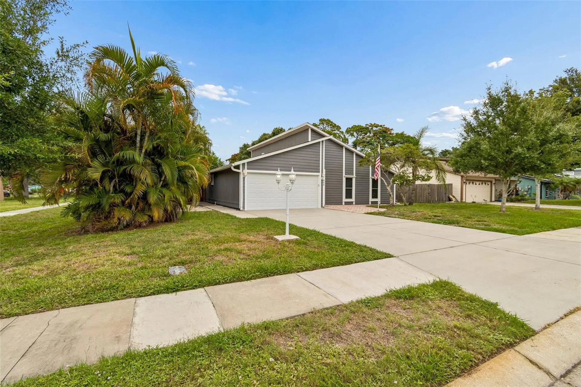 903 Plum Tree Lane Sarasota FL 34243