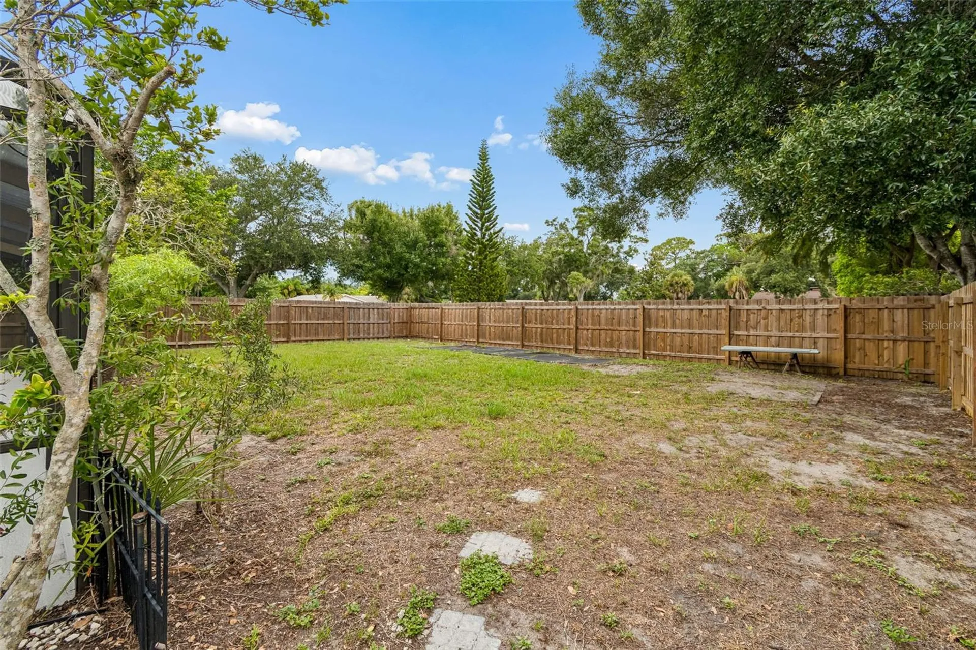 903 Plum Tree Lane Sarasota FL 34243
