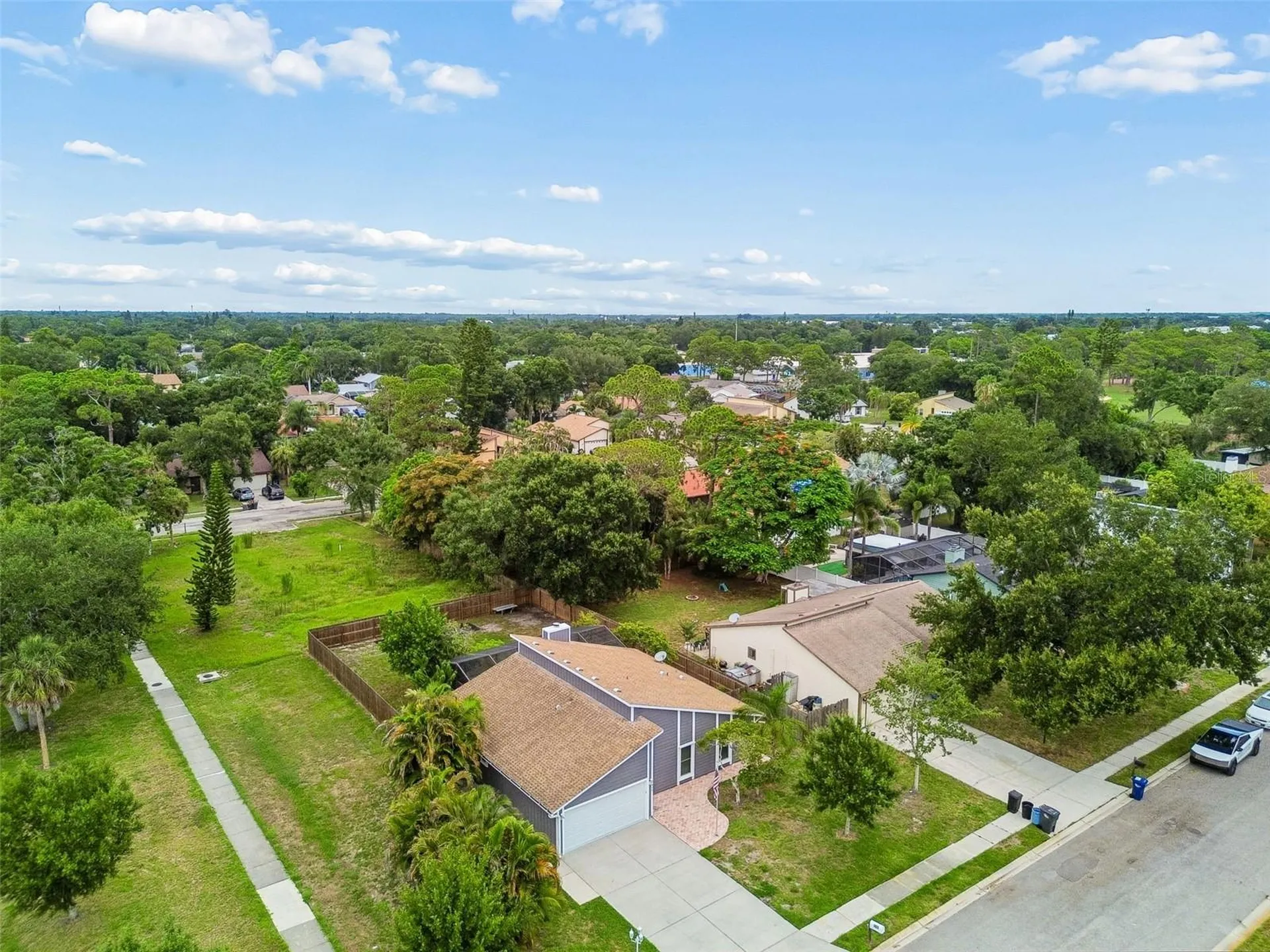 903 Plum Tree Lane Sarasota FL 34243