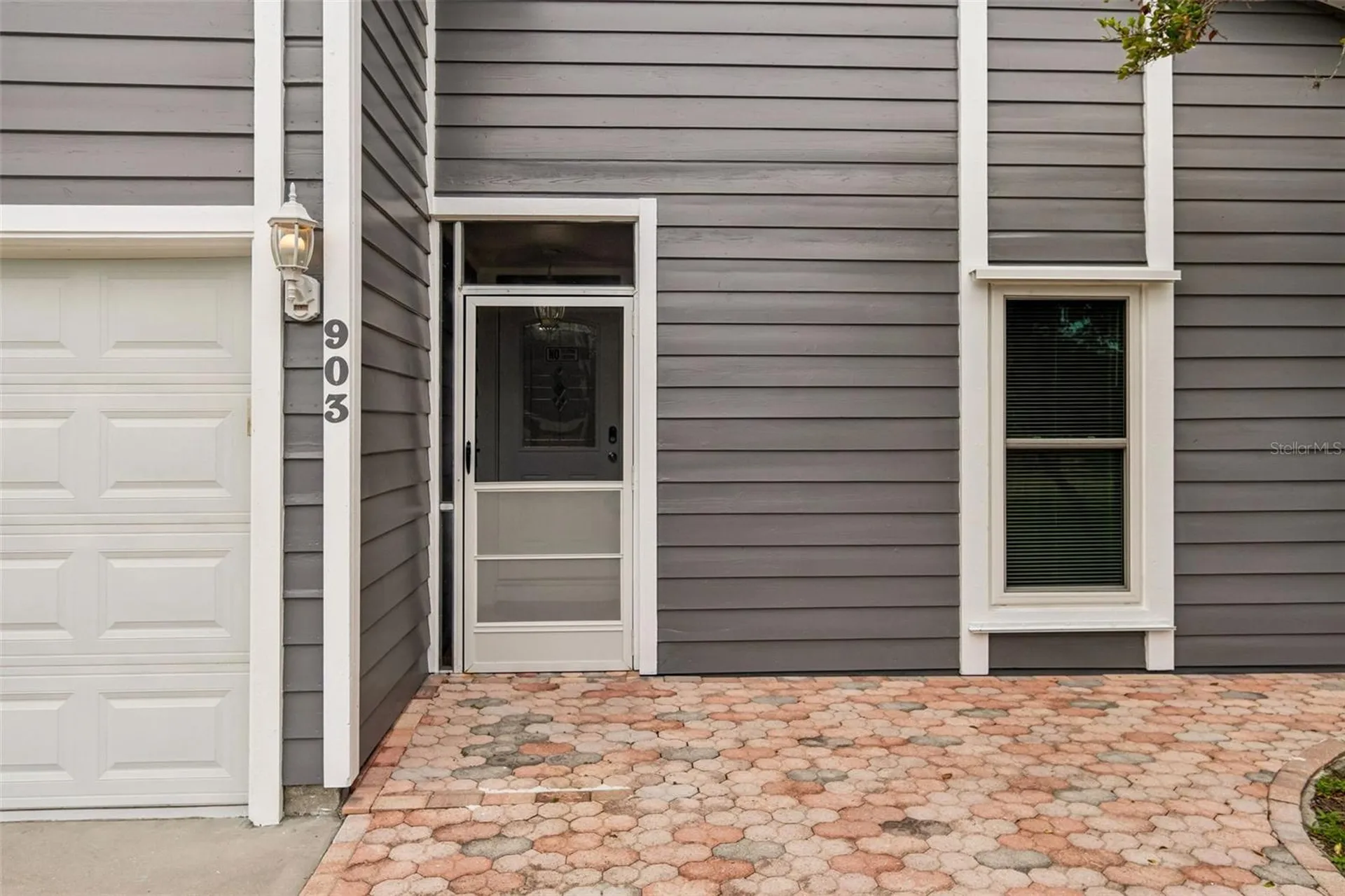 903 Plum Tree Lane Sarasota FL 34243