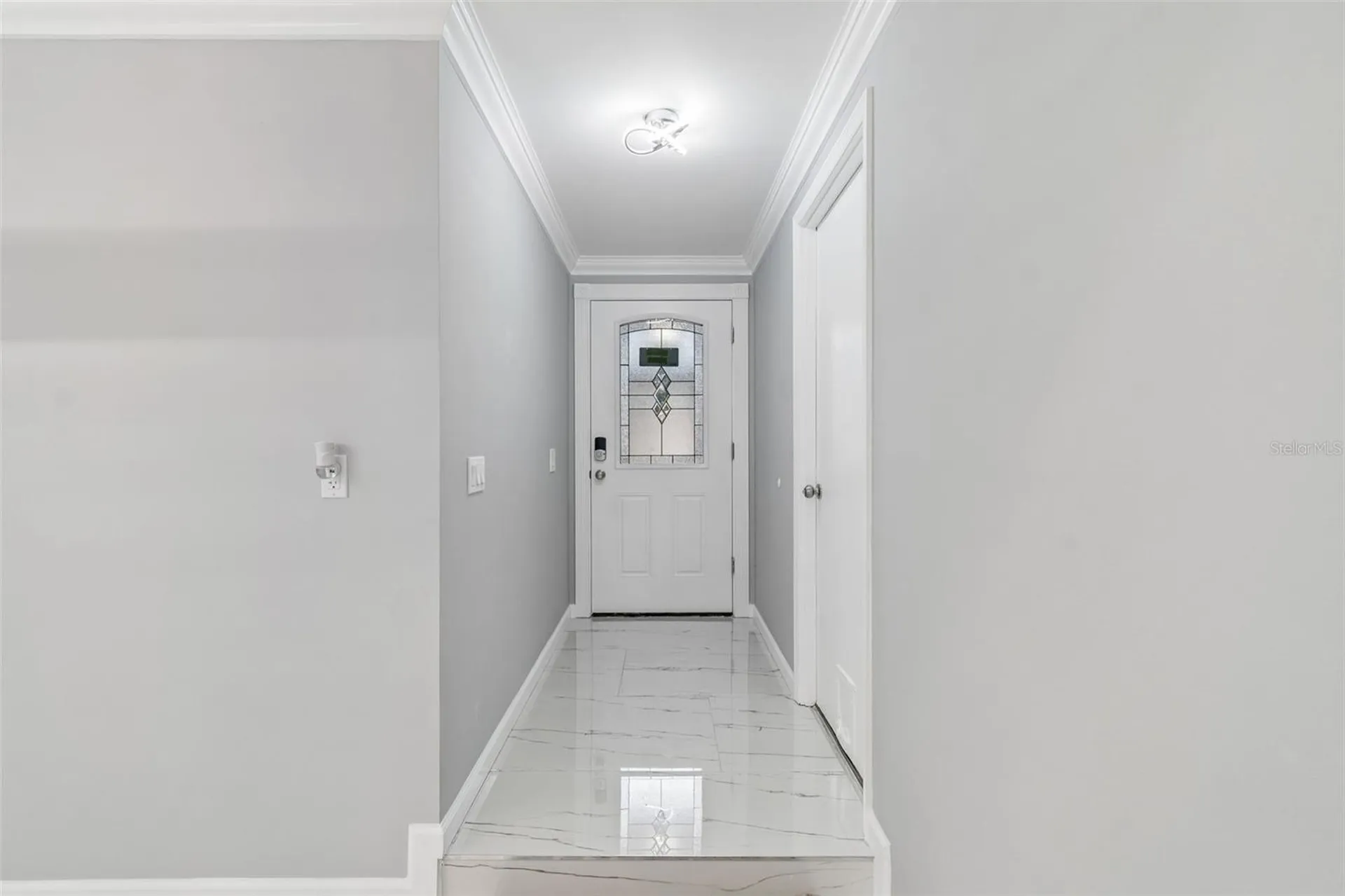 903 Plum Tree Lane Sarasota FL 34243