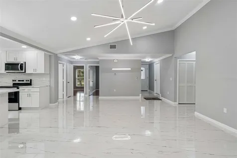 903 Plum Tree Lane Sarasota FL 34243