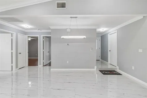 903 Plum Tree Lane Sarasota FL 34243