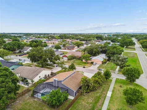 903 Plum Tree Lane Sarasota FL 34243