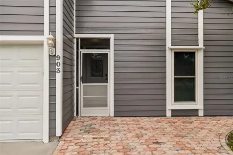 903 Plum Tree Lane Sarasota FL 34243