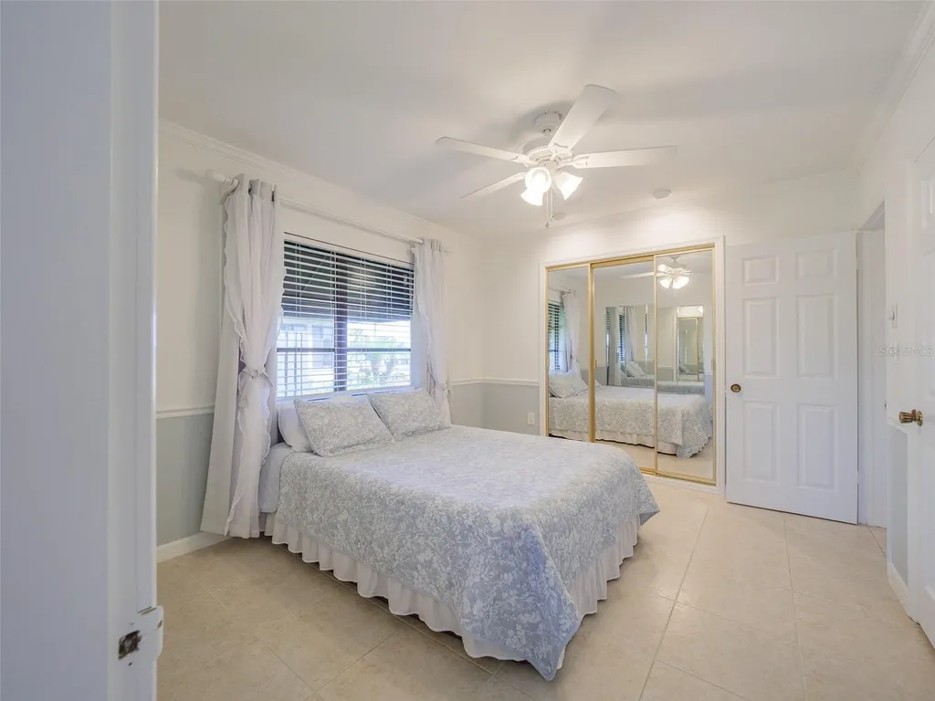 2410 Riverside Drive E Bradenton FL 34208