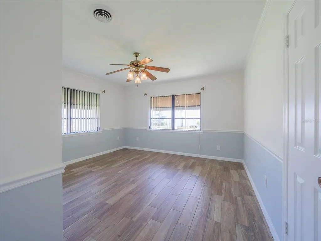 2410 Riverside Drive E Bradenton FL 34208