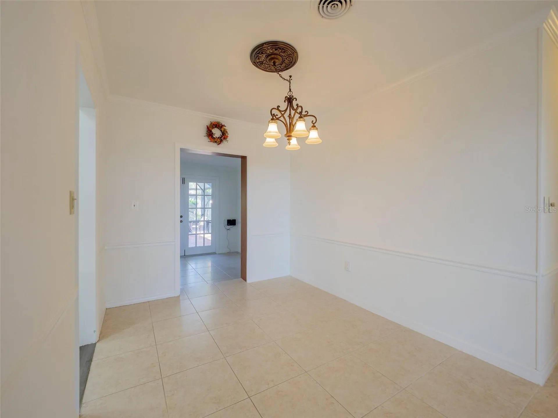 2410 Riverside Drive E Bradenton FL 34208
