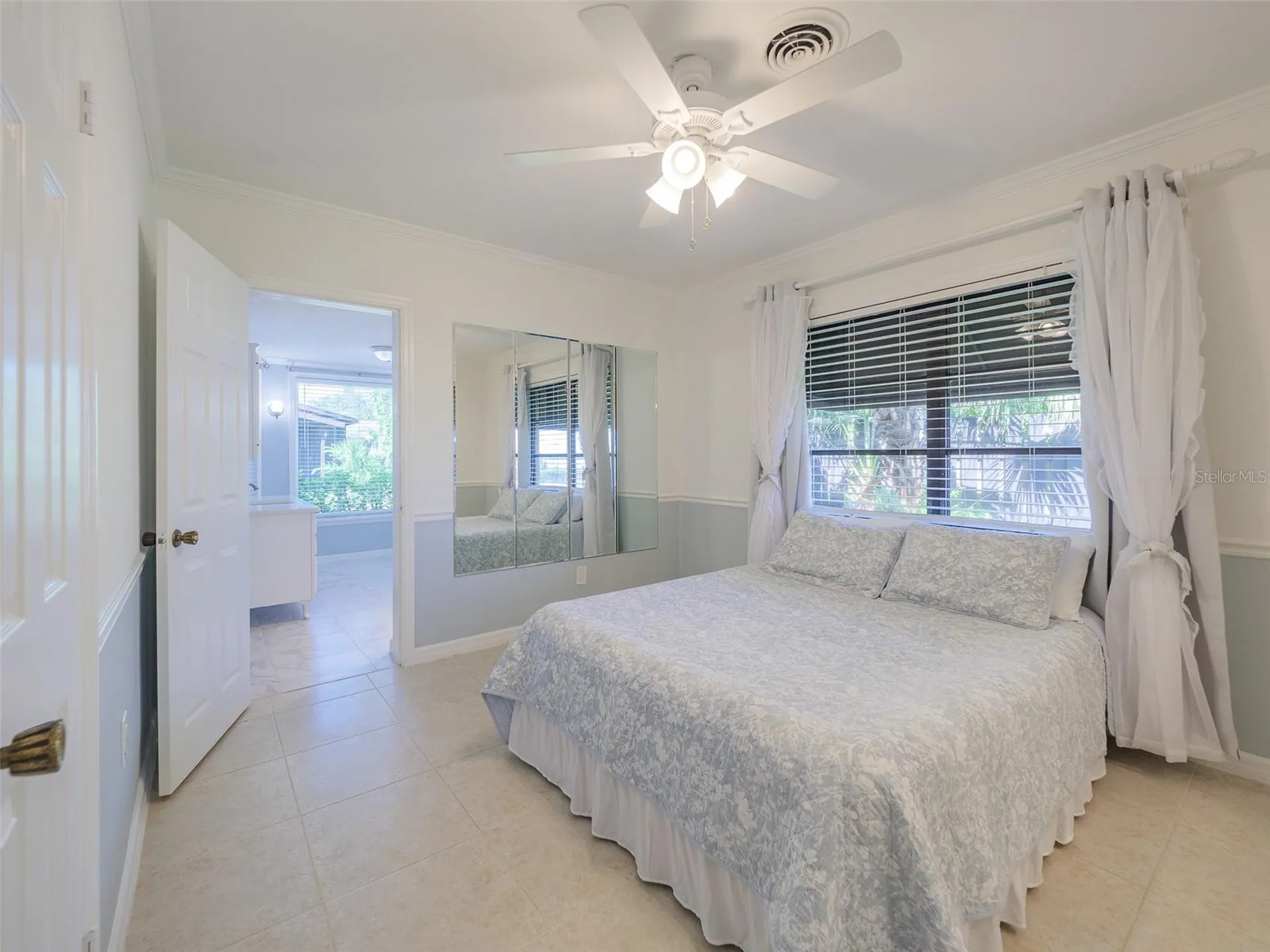2410 Riverside Drive E Bradenton FL 34208