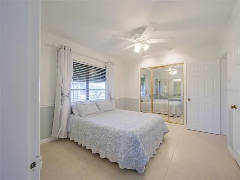2410 Riverside Drive E Bradenton FL 34208