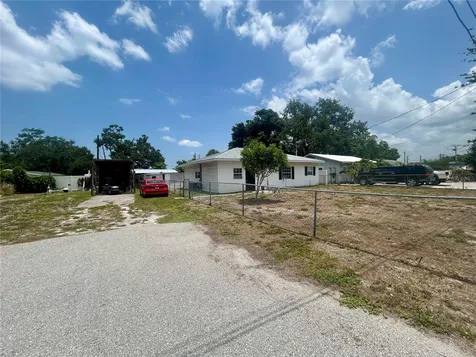 2628 45th Avenue W Bradenton FL 34207